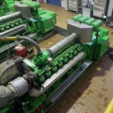 Электрическая мощность этих ГПУ Jenbacher JMS616 составляет 1548 кВт, а не 2679 кВт