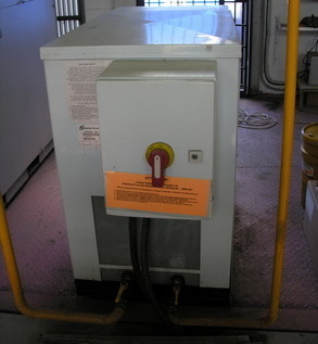 Подключение газа к напольному дожимному компрессору­