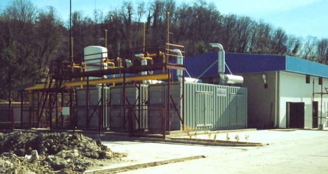 Первая в Сочи газопоршневая электростанция 3 х Petra 380CGI (3 х 309 кВт), 2001 год
