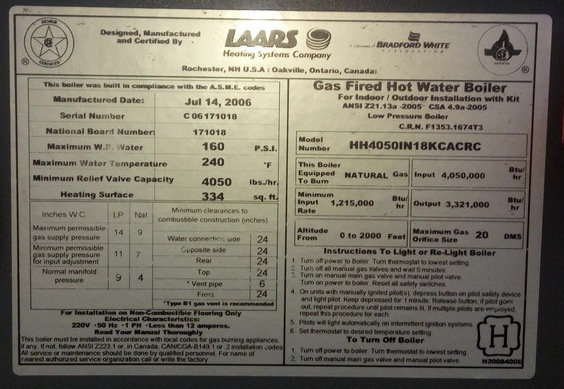 Шильдик газового котла LAARS HH4050 с основными техническими характеристиками